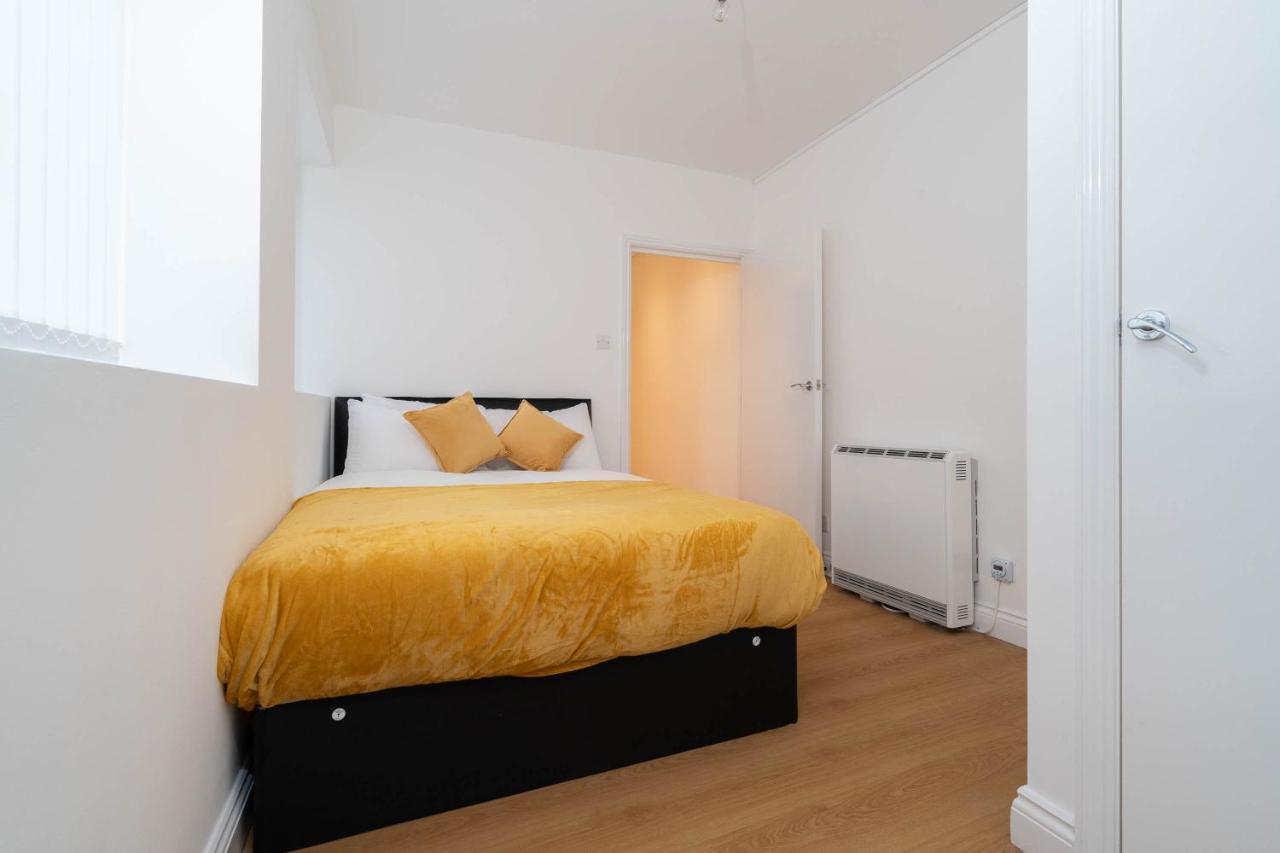 Two Bedroom Apartment-One Choice Stays- Jewellery Quarter 버밍엄 외부 사진